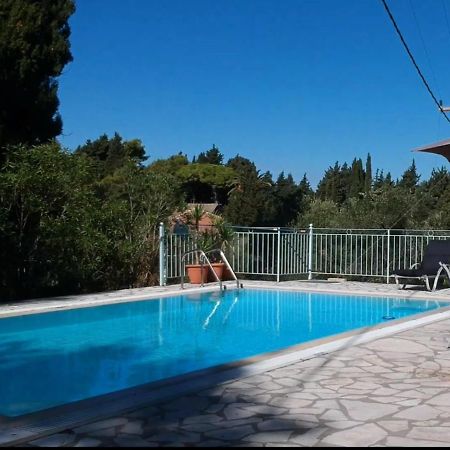 Gastouri Villa Pascalia With Heated Pool In October And Views Αχίλλειο Εξωτερικό φωτογραφία