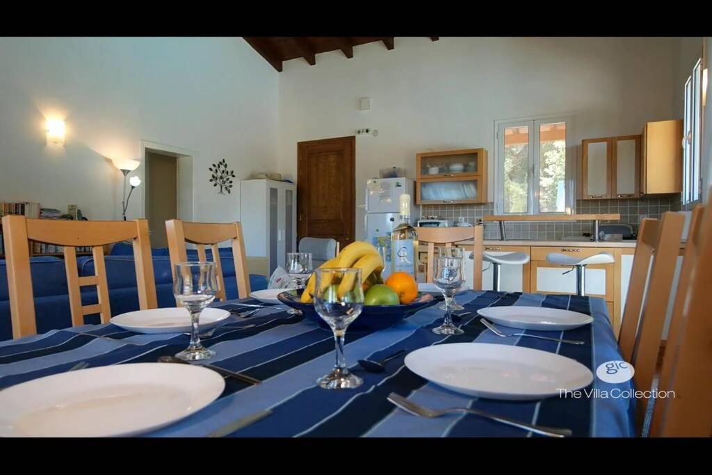 Gastouri Villa Pascalia With Heated Pool In October And Views Αχίλλειο Εξωτερικό φωτογραφία