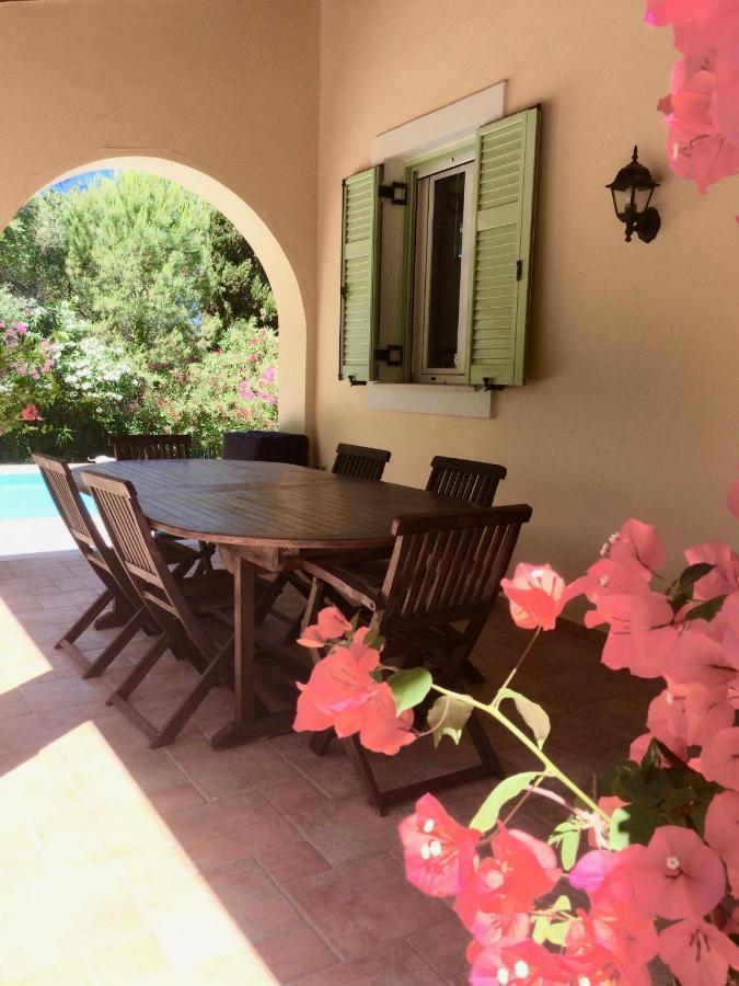 Gastouri Villa Pascalia With Heated Pool In October And Views Αχίλλειο Εξωτερικό φωτογραφία