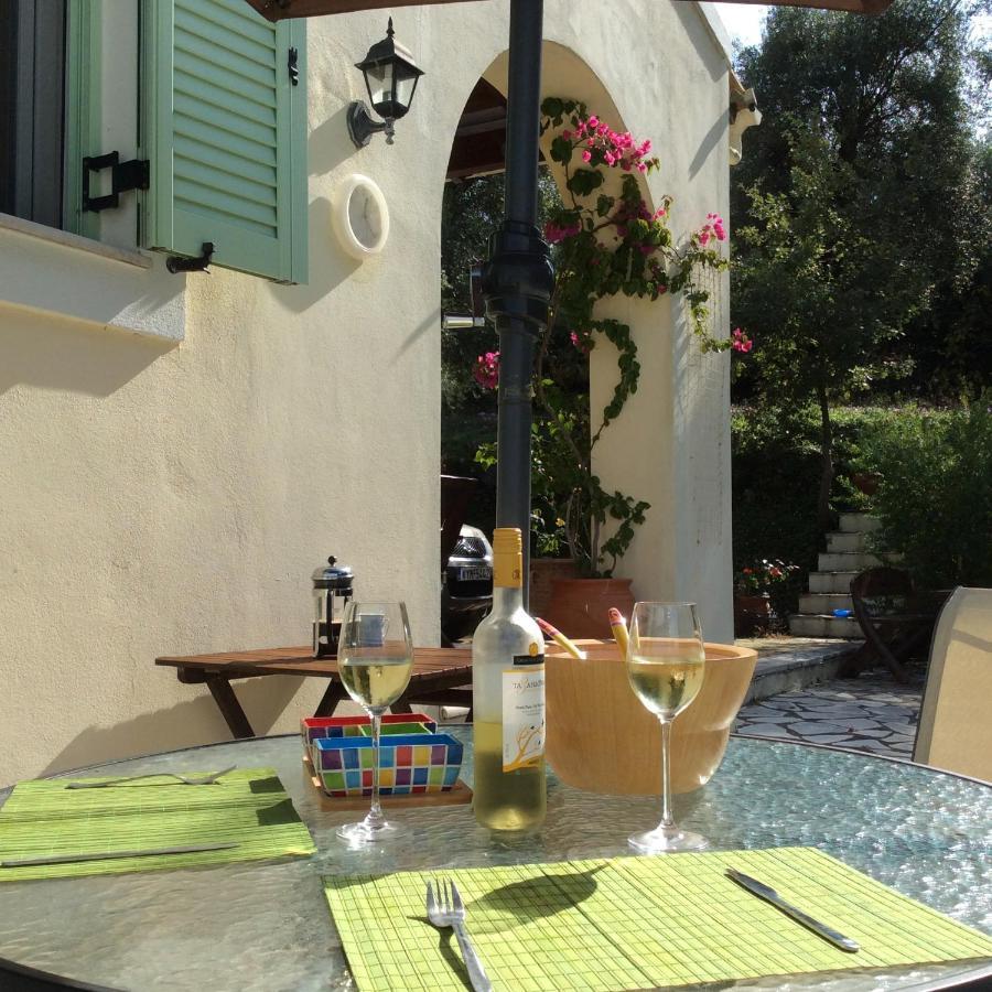 Gastouri Villa Pascalia With Heated Pool In October And Views Αχίλλειο Εξωτερικό φωτογραφία