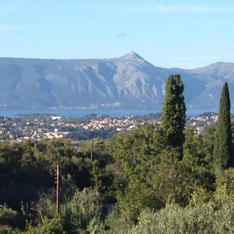 Gastouri Villa Pascalia With Heated Pool In October And Views Αχίλλειο Εξωτερικό φωτογραφία